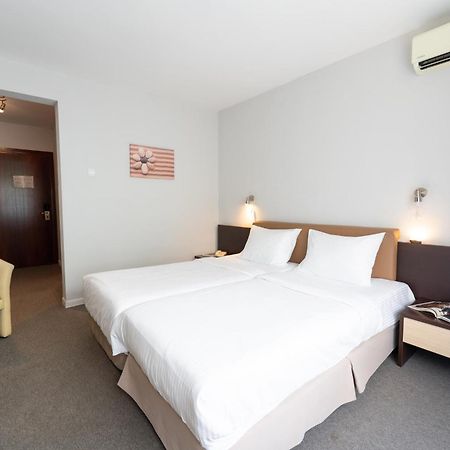 Hotel Sinaia Ngoại thất bức ảnh
