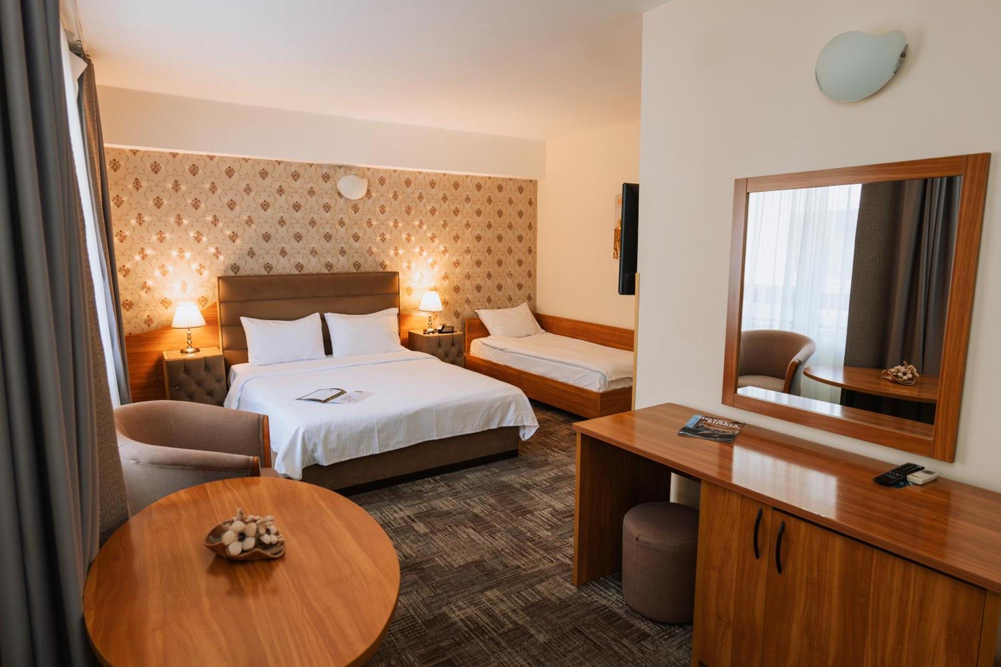 Hotel Sinaia Ngoại thất bức ảnh