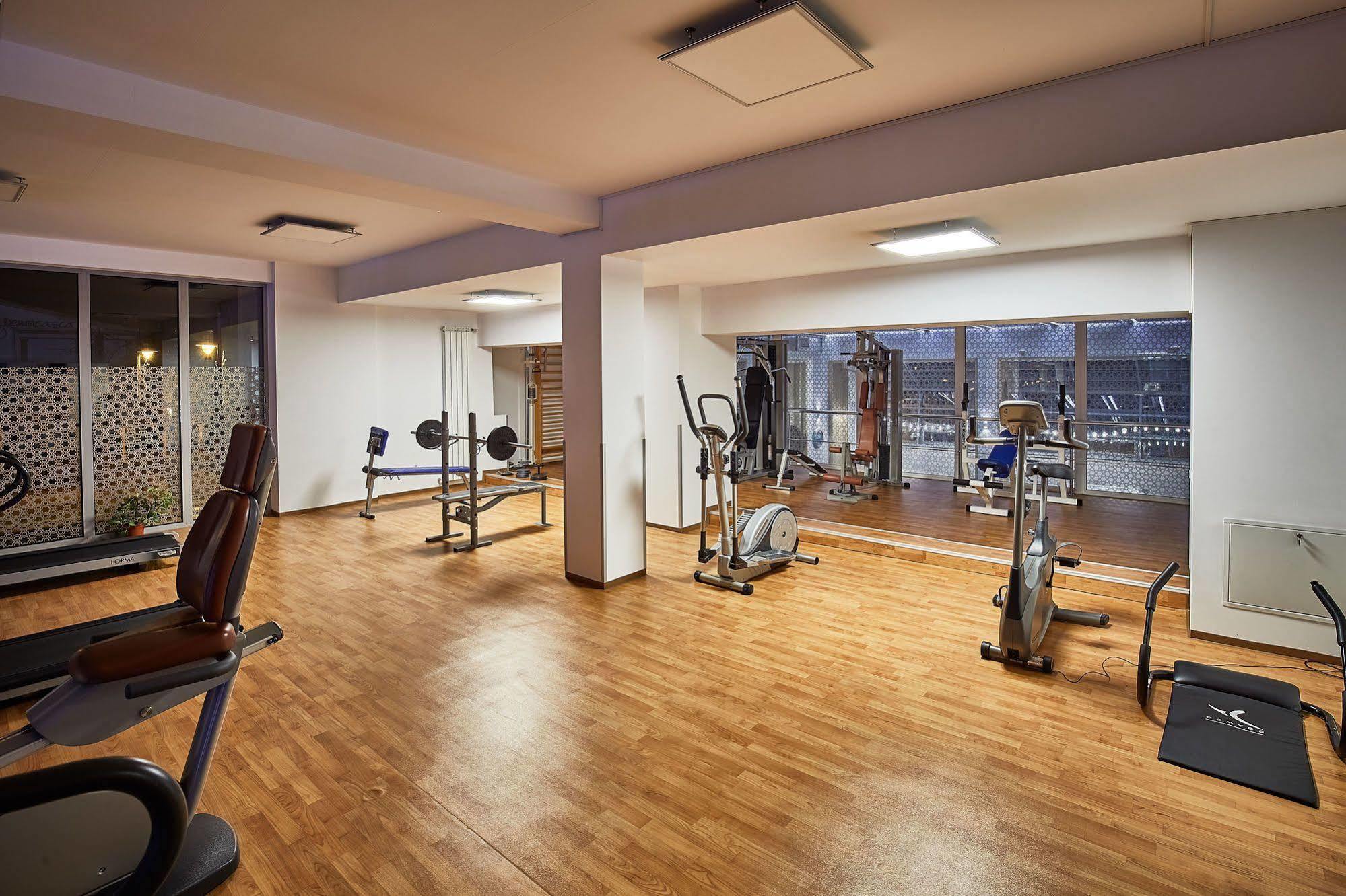 Hotel Sinaia Ngoại thất bức ảnh